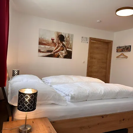 Liesingtal Deluxe Balcony アパート